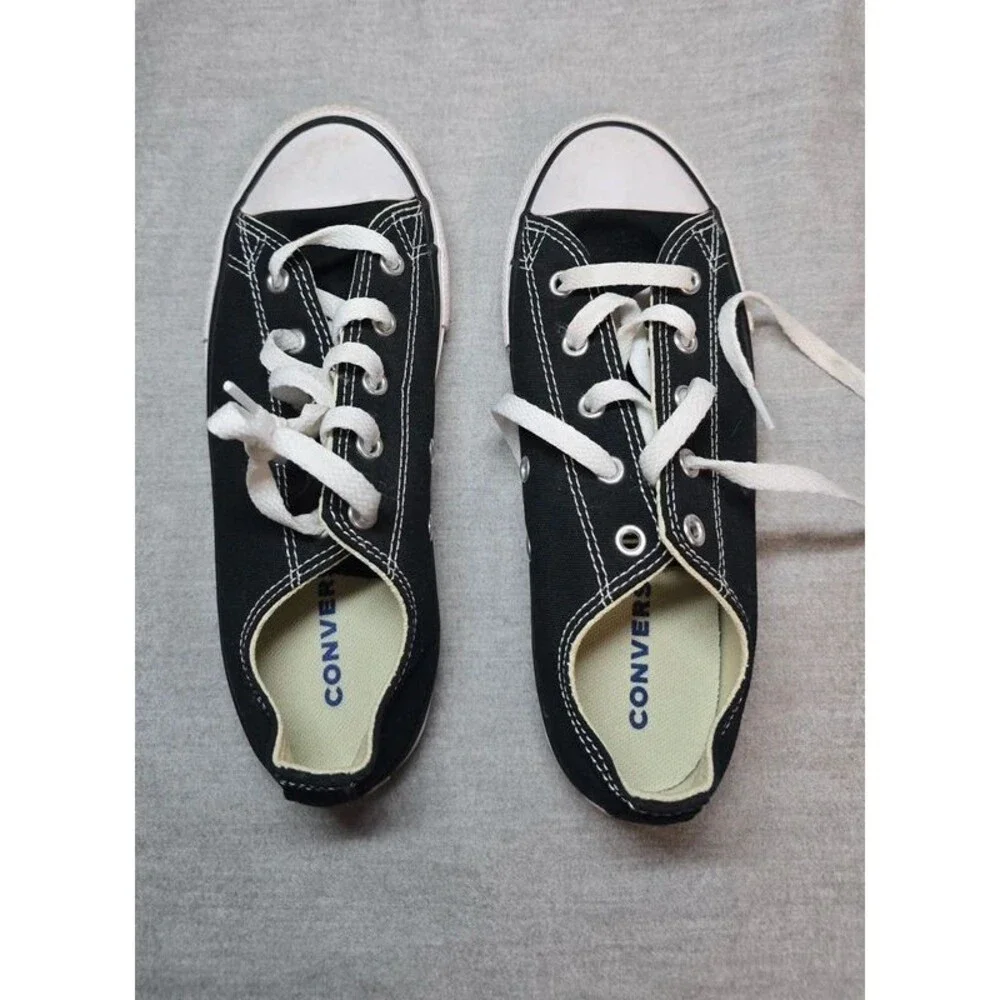 Youth Converse size:3